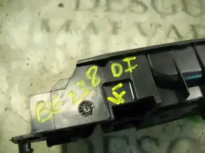 Second-hand car spare part interior left front handle for toyota corolla (_e12_) 1.4 d (nde120_) oem iam references   