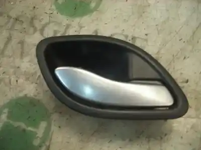 Автозапчастина б/у усередині передня права ручка для renault espace iv (jk0) authentique посилання на oem iam 8200000724