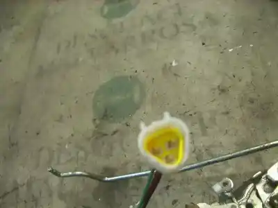 Second-hand car spare part front right door lock for opel monterey ls oem iam references   