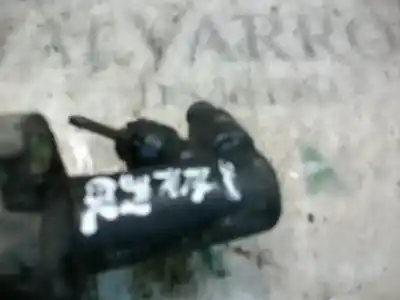 Pezzo di ricambio per auto di seconda mano cilindro frizione per peugeot 307 break / sw (s1) break xs riferimenti oem iam   