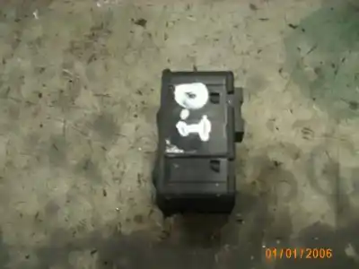 Peça sobressalente para automóvel em segunda mão botão / interruptor elevador vidro dianteiro esquerdo por opel combo familiar referências oem iam   