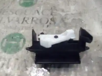 Second-hand car spare part tailgate back door handle for toyota corolla (_e12_) 1.4 d (nde120_) oem iam references   