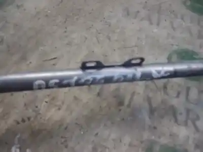 Second-hand car spare part front windscreen wiper linkage for toyota corolla (_e12_) 1.4 d (nde120_) oem iam references   