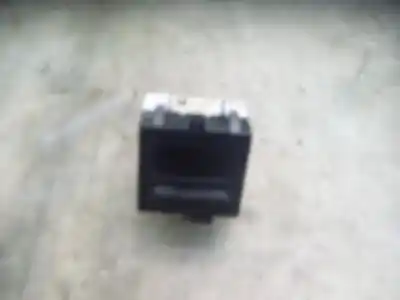 Second-hand car spare part multifunction switch for renault megane i scenic (ja0) 1.6 rn 75 cv / 55 kw oem iam references  Second-hand car spare part multifunction switch for renault megane i scenic (ja0) 1.6 rn 75 cv / 55 kw oem iam references