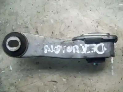 Second-hand car spare part RIGHT ENGINE SUPPORT for RENAULT CLIO III  OEM IAM references   