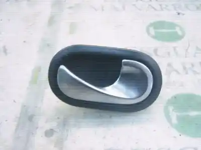 Peça sobressalente para automóvel em segunda mão puxador interior traseiro direito por renault scenic ii authentique referências oem iam 