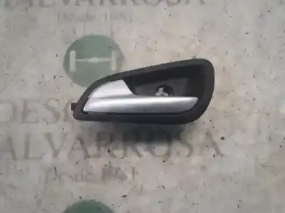 Peça sobressalente para automóvel em segunda mão PUXADOR INTERIOR DIANTEIRO ESQUERDO por FORD FOCUS LIM. (CB8)  Referências OEM IAM 1746826  