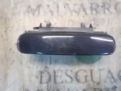 Peça sobressalente para automóvel em segunda mão puxador exterior traseiro direito por audi a4 berlina (8e) 2.5 v6 24v tdi referências oem iam 8e0839207