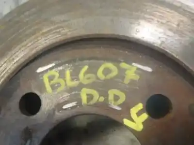 Second-hand car spare part front disc brake for renault twingo authentique oem iam references   