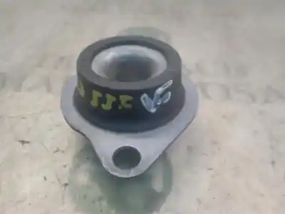 Second-hand car spare part gearbox support for renault twingo authentique oem iam references   