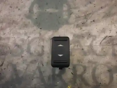 Second-hand car spare part right front power window switch for ford focus berlina (cap) 2.0 tdci cat oem iam references 