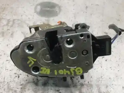 Second-hand car spare part left front door lock for kia carnival td ls oem iam references 0k55259310b