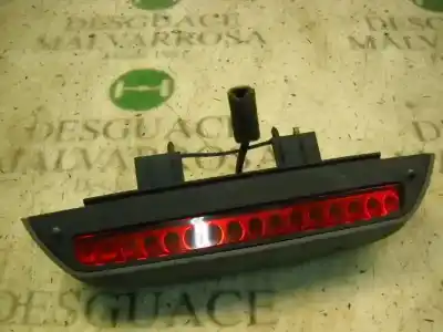 Peça sobressalente para automóvel em segunda mão farolim traseiro central por kia carens 2.0 crdi ex monovolumen referências oem iam 0k2fb5158044