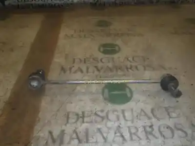 Peça sobressalente para automóvel em segunda mão braço oscilante suspensão dianteiro esquerdo por opel corsa d cosmo referências oem iam 