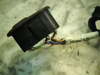 Peça sobressalente para automóvel em segunda mão botão / interruptor elevador vidro traseiro esquerdo por opel omega b gl berlina referências oem iam   