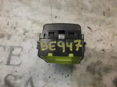 Second-hand car spare part rearview side mirror switch for nissan note (e11e) visia oem iam references   