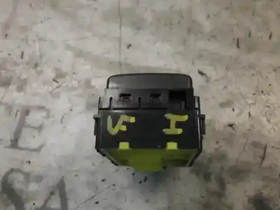 Second-hand car spare part rearview side mirror switch for nissan note (e11e) visia oem iam references   