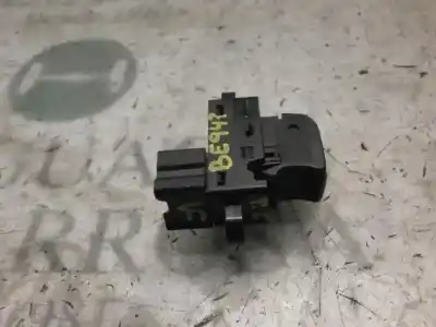 Peça sobressalente para automóvel em segunda mão botão / interruptor elevador vidro traseiro esquerdo por nissan note (e11e) visia referências oem iam   