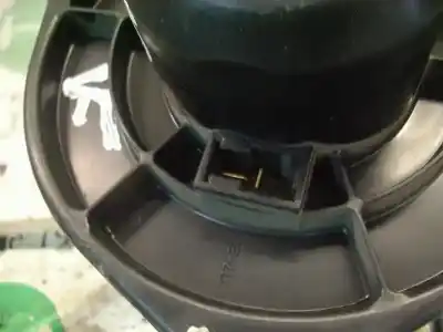 Peça sobressalente para automóvel em segunda mão motor de sofagem por opel agila color-edition referências oem iam   