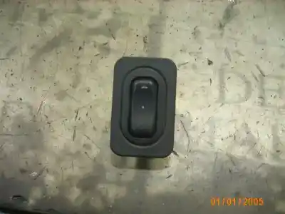 Second-hand car spare part RIGHT FRONT POWER WINDOW SWITCH for OPEL COMBO  OEM IAM references   