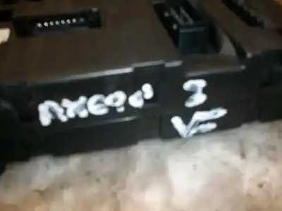 Second-hand car spare part fuse box unit for peugeot 207 xt oem iam references   