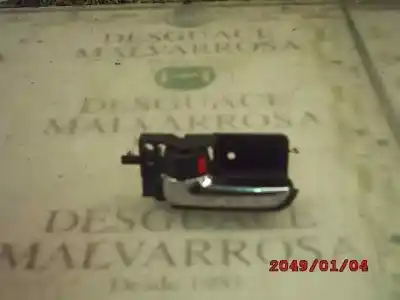 Second-hand car spare part interior left front handle for suzuki swift berlina (mz) gl oem iam references 