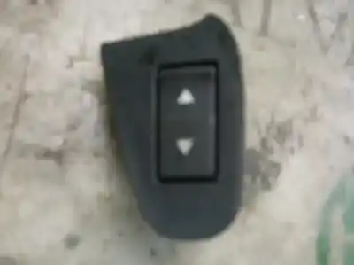 Second-hand car spare part left front power window switch for fiat stilo (192) 1.9 jtd cat oem iam references 