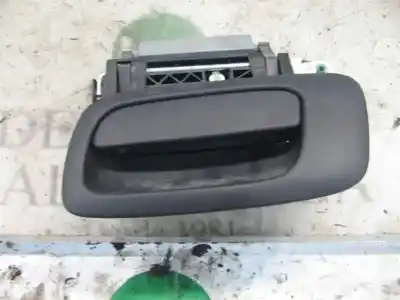 Pezzo di ricambio per auto di seconda mano maniglia esterna posteriore sinistra per opel zafira a elegance riferimenti oem iam 