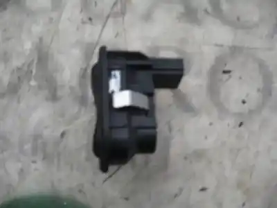 Second-hand car spare part left front power window switch for opel zafira a elegance oem iam references   