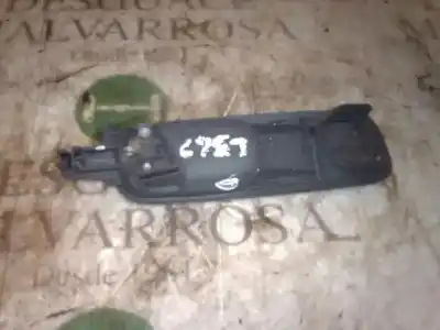 Pezzo di ricambio per auto di seconda mano maniglia interna anteriore destra per audi a3 (8l) 1.8 ambiente riferimenti oem iam   
