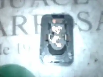 Second-hand car spare part left front power window switch for opel corsa c essentia oem iam references   