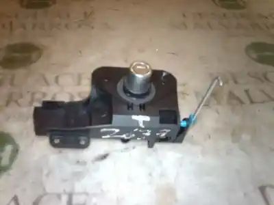 Second-hand car spare part tailgate back door handle for opel corsa c essentia oem iam references 