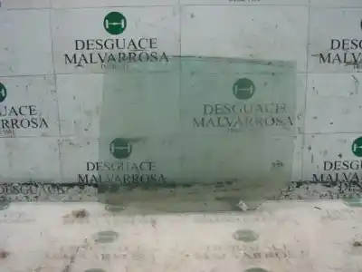 Pezzo di ricambio per auto di seconda mano vetro porta posteriore sinistra per kia rio rs berlina riferimenti oem iam 