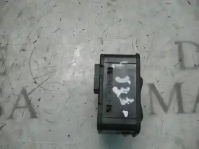 Second-hand car spare part left front power window switch for opel meriva essentia oem iam references   