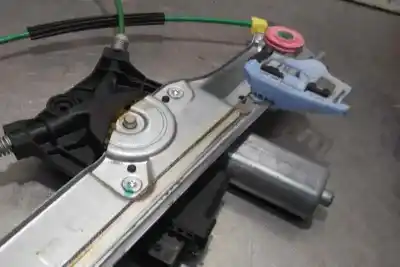 Автозапчастина б/у регулятор переднього правого скла для opel corsa d 1.4 lpg (l08.l68) посилання на oem iam 72005001  