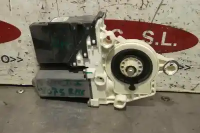 Автозапчастина б/у двиг скла задне ліво для SEAT TOLEDO II (1M2) 1.6 16V Посилання на OEM IAM C0959811A  