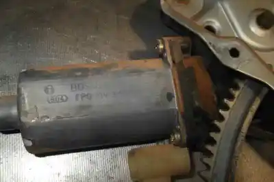Pezzo di ricambio per auto di seconda mano alzacristalli anteriore destro per mercedes-benz clase ml (bm 163) m 112.942 riferimenti oem iam 9137041105  