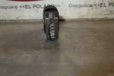 Second-hand car spare part right front power window switch for dacia duster iii 1.0 i oem iam references   