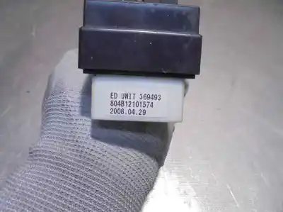Peça sobressalente para automóvel em segunda mão botão / interruptor elevador vidro dianteiro esquerdo por kia ceed ed referências oem iam 369493  