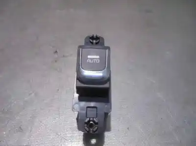 Peça sobressalente para automóvel em segunda mão Botão / Interruptor Elevador Vidro Traseiro Direito por KIA CARENS (RP) D4FD Referências OEM IAM   