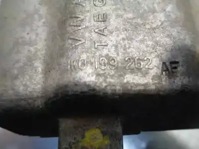 Second-hand car spare part right engine support for audi a3 (8p1) 2.0 tdi 16v oem iam references 1k0199262  