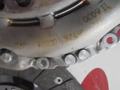 Pezzo di ricambio per auto di seconda mano kit frizione per renault clio v (bf_) 1.5 blue dci 115 (b7ad) riferimenti oem iam 302104374r  