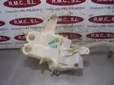 Second-hand car spare part windscreen washer bottle for toyota rav4 (a3) 2adfhv oem iam references 060851217  