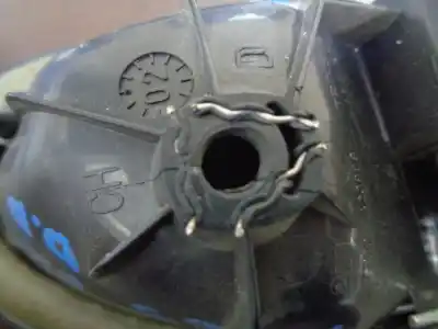 Pezzo di ricambio per auto di seconda mano maniglia interna anteriore destra per renault megane i scenic ja renault riferimenti oem iam 7700415975  