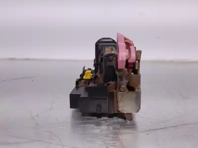 Second-hand car spare part rear left door lock for dacia duster ambiance 4x2 oem iam references   