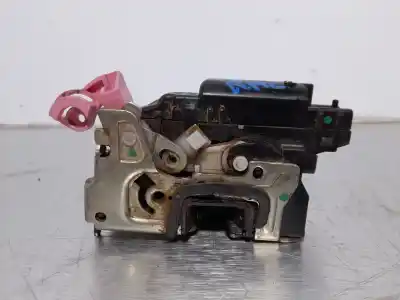 Second-hand car spare part rear left door lock for dacia duster ambiance 4x2 oem iam references   