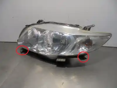 Peça sobressalente para automóvel em segunda mão farol / farolim esquerdo por toyota corolla sedán (_e15_) 2.0 d-4d (ade150) referências oem iam   