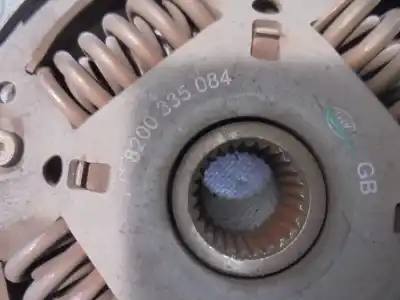 Pezzo di ricambio per auto di seconda mano kit frizione per renault clio iii style riferimenti oem iam 8200335084  