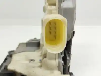 Автозапчастина б/у замок передніх дверей лівий для volkswagen passat berlina (3c2) edition посилання на oem iam 3c1837016a  