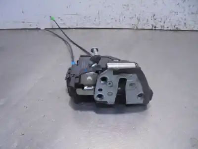 Peça sobressalente para automóvel em segunda mão fechadura da porta traseira esquerda por toyota auris (e18) toyota auris referências oem iam   